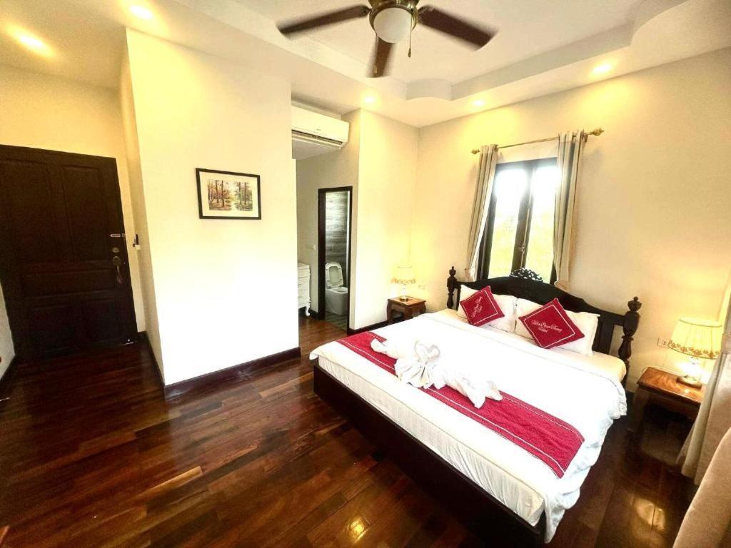 Villa Boua Thong Hotel Luang Prabang Esterno foto